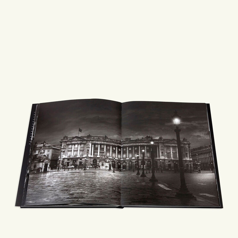 كتاب أنوار باريس 33×27 سم 33 27