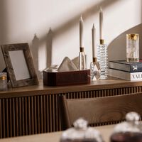 دملاج علبة المناديل حياة باللون البنّي