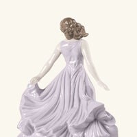 lladro dancing in the wind sculpture medium pink