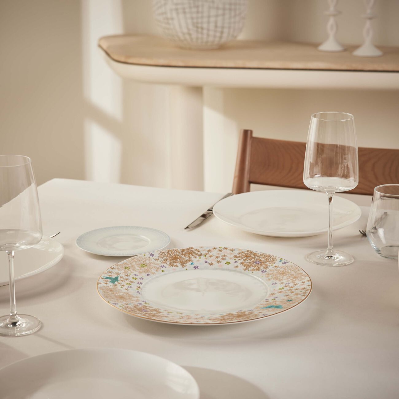 bernardaud feerie service plate round pink 31cm