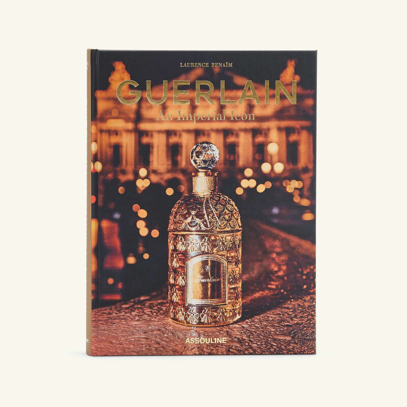 كتاب جيرلان: أيقونة إمبراطورية 25x33 سم آسولين كتاب جيرلان أيقونة إمبراطورية 25x33 سم