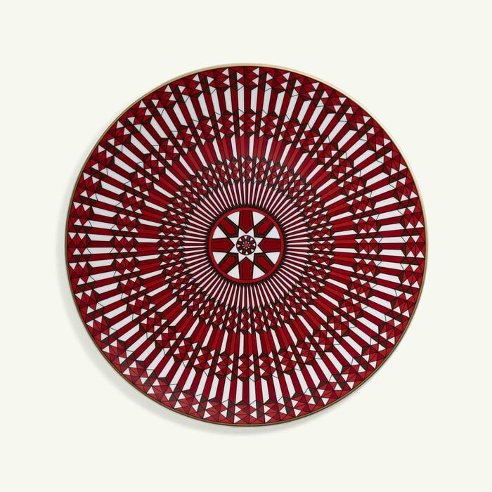 baccarat arcadia show plate round red 31cm