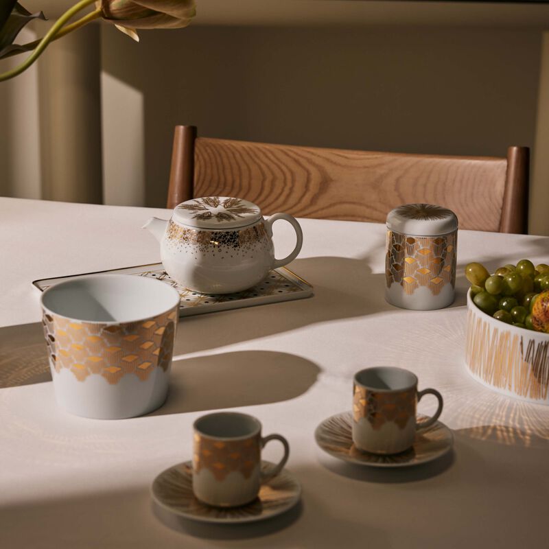 silsal tamrah by razan alazzouni teapot