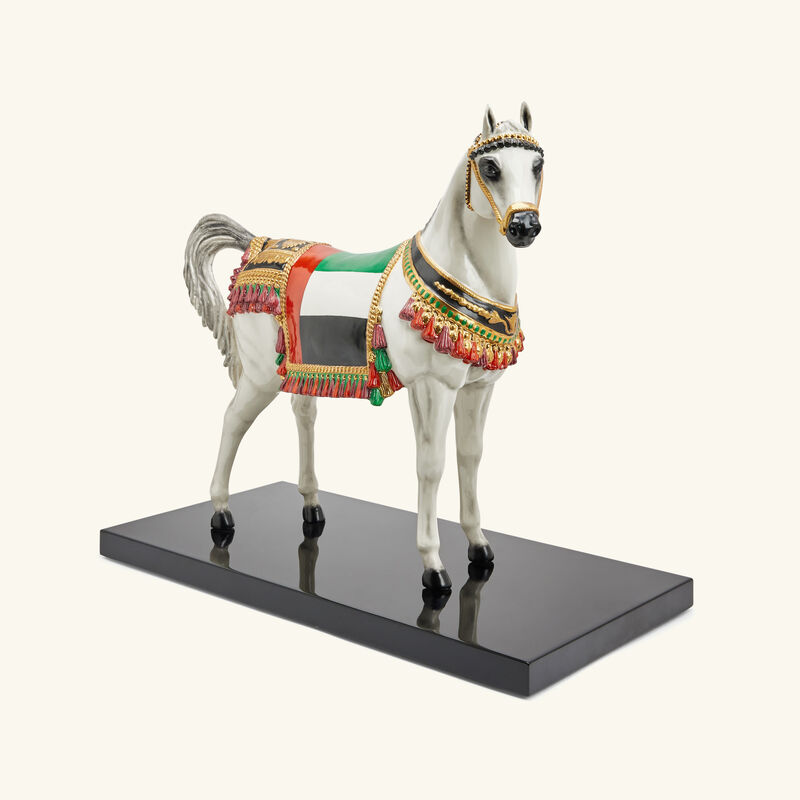 Al Rammah UAE Flag Arabic Horse Sculpture White villari al rammah uae flag arabic horse sculpture white