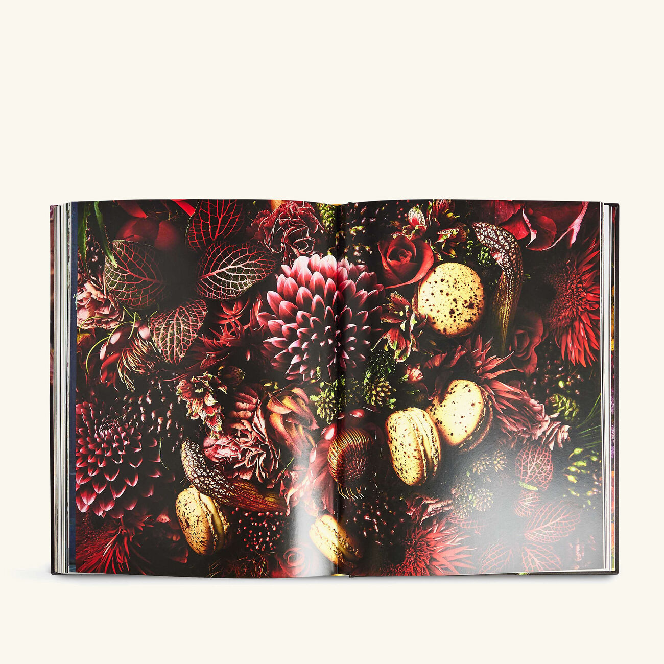 Flowers Art & Bouquets Book 33x25cm assouline flowers art bouquets book 33x25cm