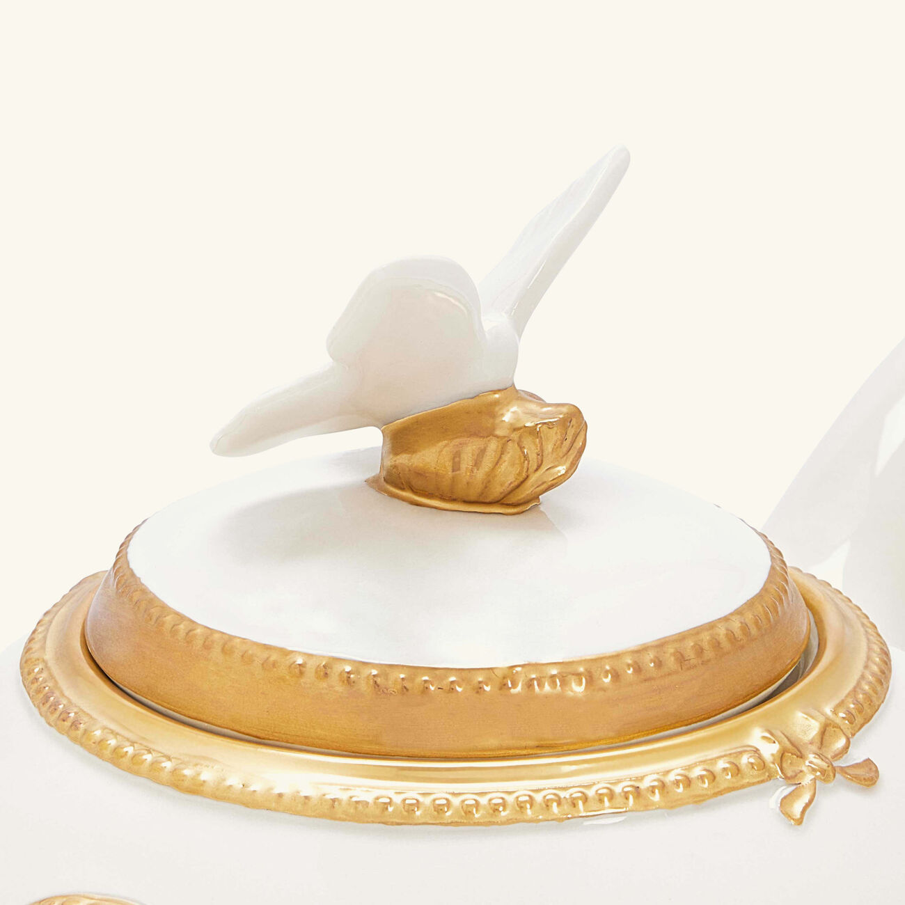 villari butterfly tea pot white
