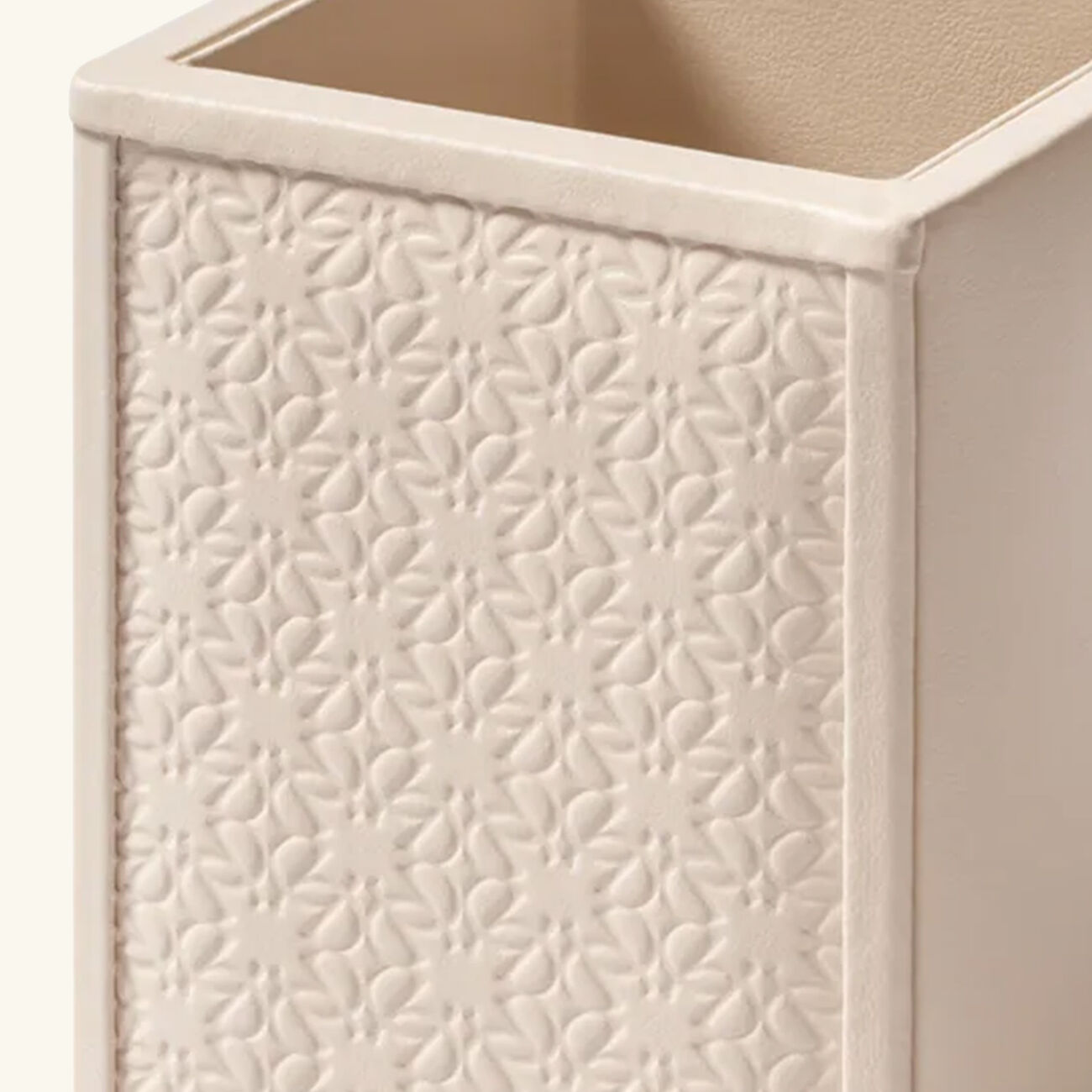 giobagnara elie saab monogram pen holder torrone beige