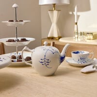 royal copenhagen blue fluted mega teapot white