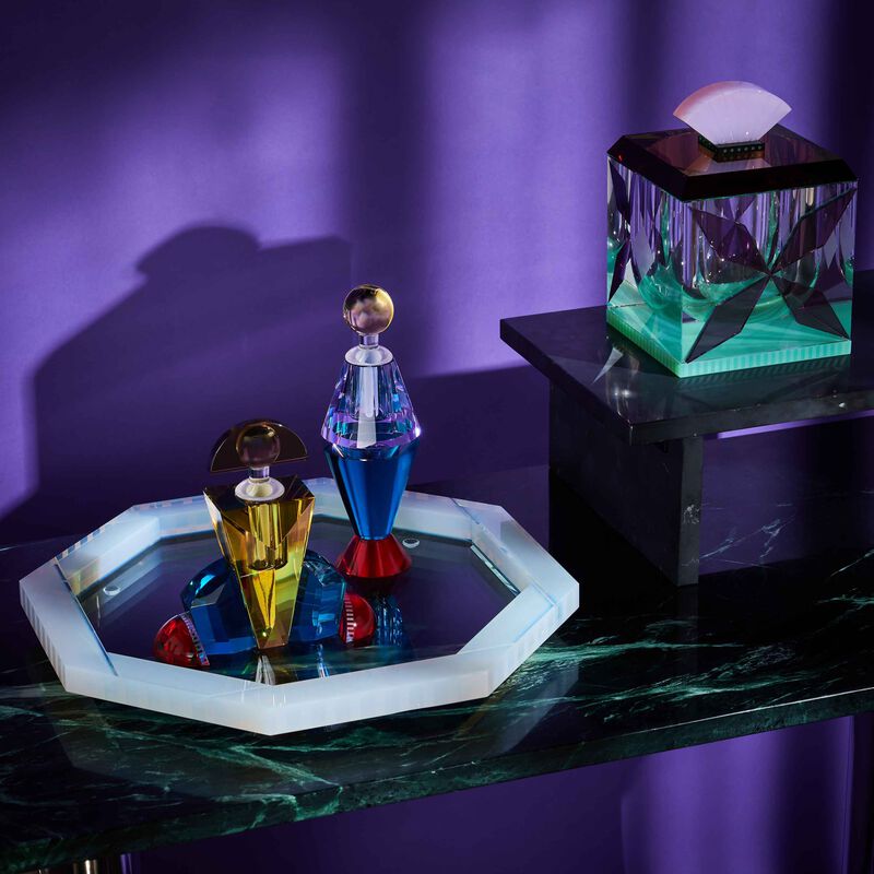 صينية تشيلسي ثمانية الزوايا كبيرة بيضاء ريفليكشنز كوبنهاغن صينية تشيلسي ثمانية الزوايا كبيرة بيضاء