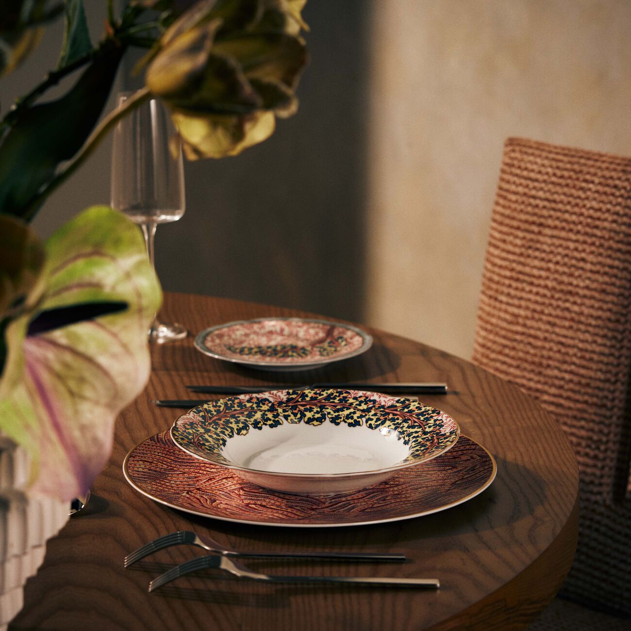 bernardaud collection braqueni soup plate round red 23cm