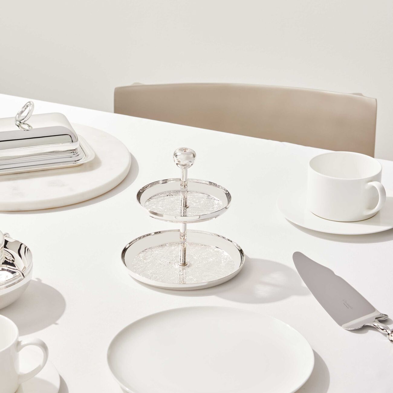 Jardin D'Eden Cake Stand 2 Tier Silver Plated christofle jardin d eden cake stand 2 tier silver plated