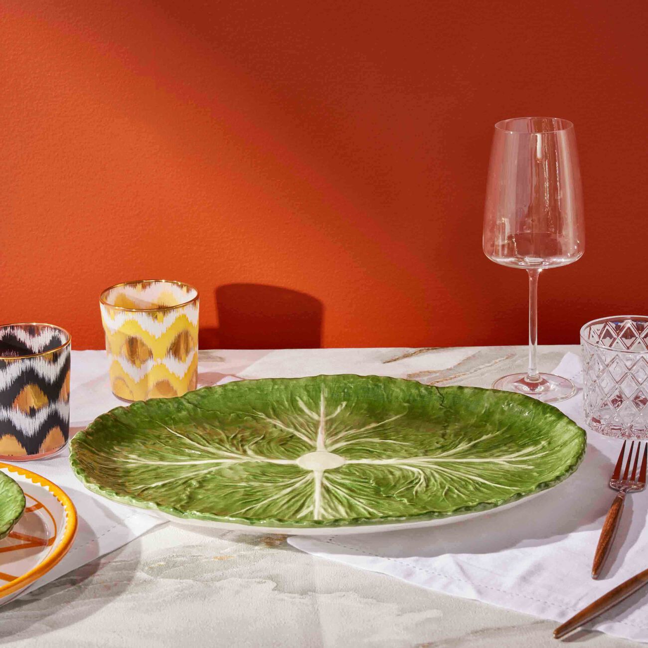 les ottomans radicchio serving platter oval green 40cm