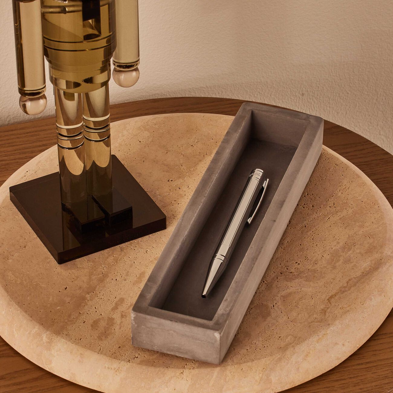 اس تي دوبون قلم حبر جاف  بولبوينت  دي إنيشال باللون الفضي