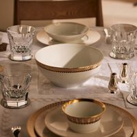 وعاء السلطة كافالييه رويال باللون الذهبي 10 سم هافيلاند وعاء السلطة كافالييه رويال باللون الذهبي 10 سم