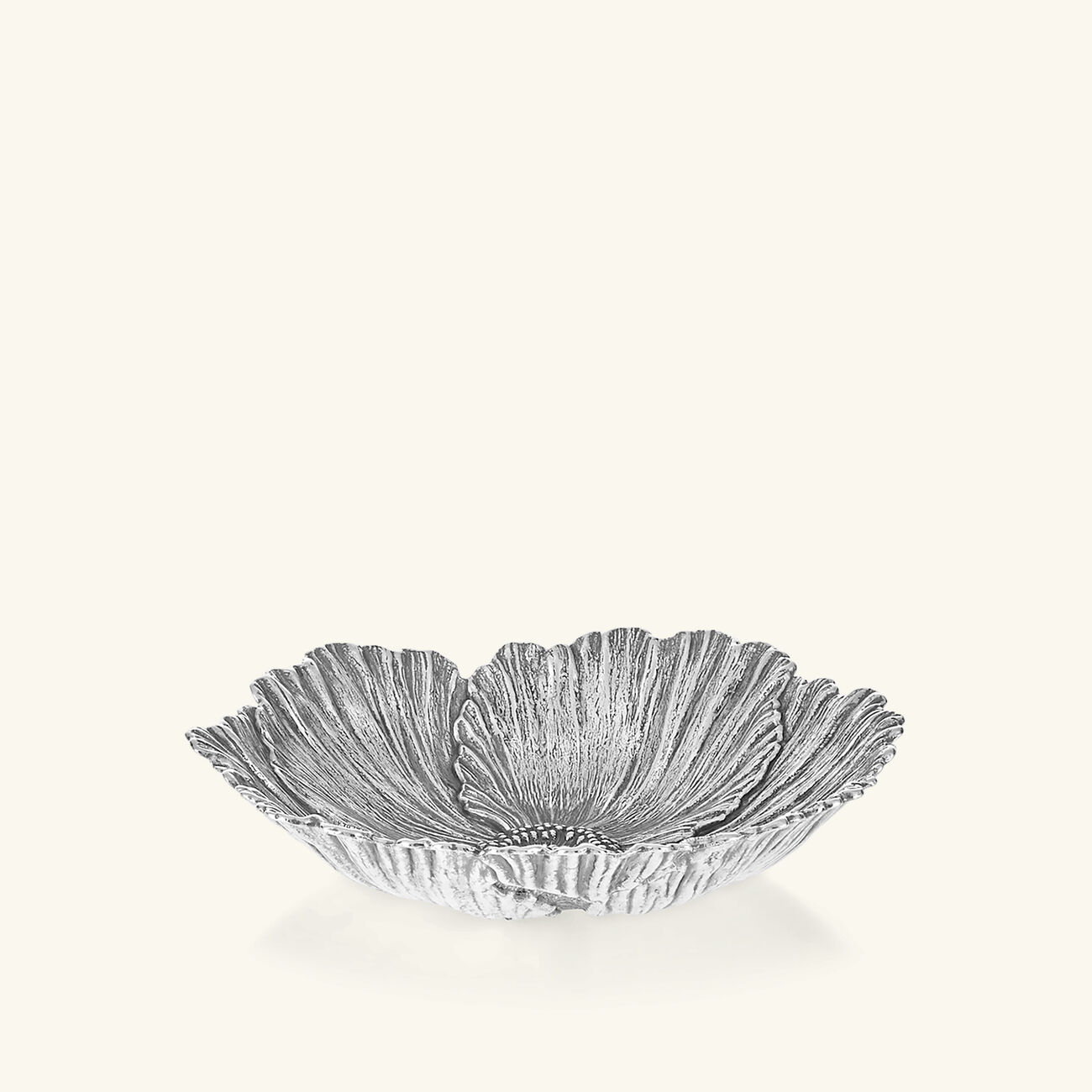 Poppy Flower Bowl Medium Silver buccellati poppy flower bowl medium silver