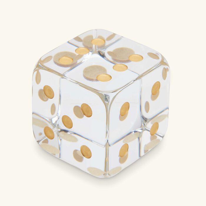 باكارا أحجار النرد