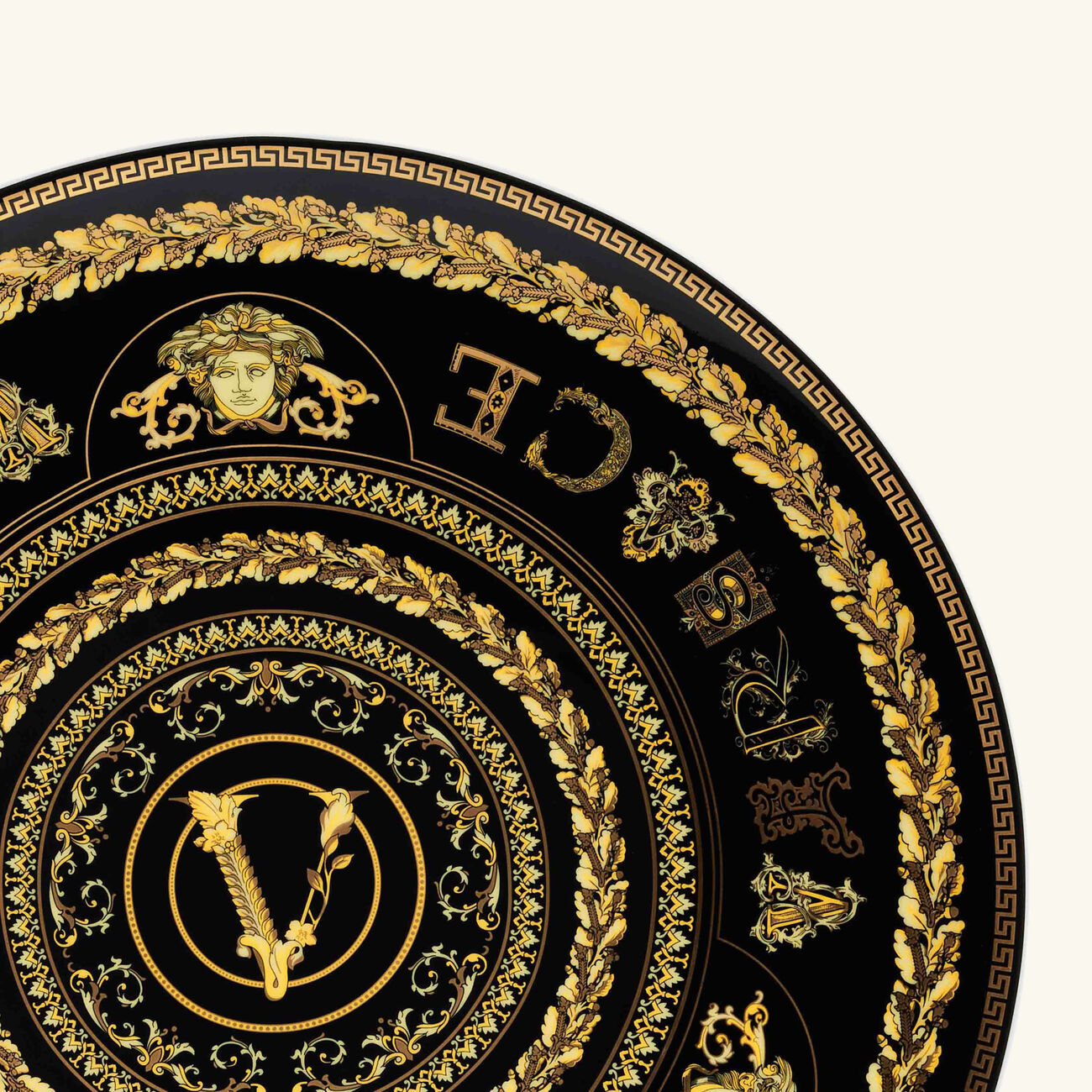 versace virtus gala plate round black 17cm