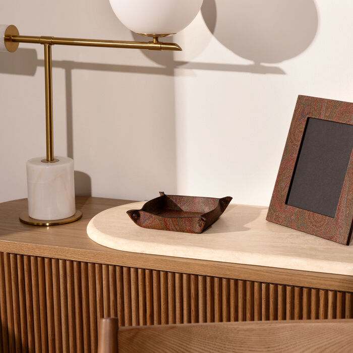 Arnica Decorative Tray Square Brown 15cm etro arnica decorative tray square brown 15cm