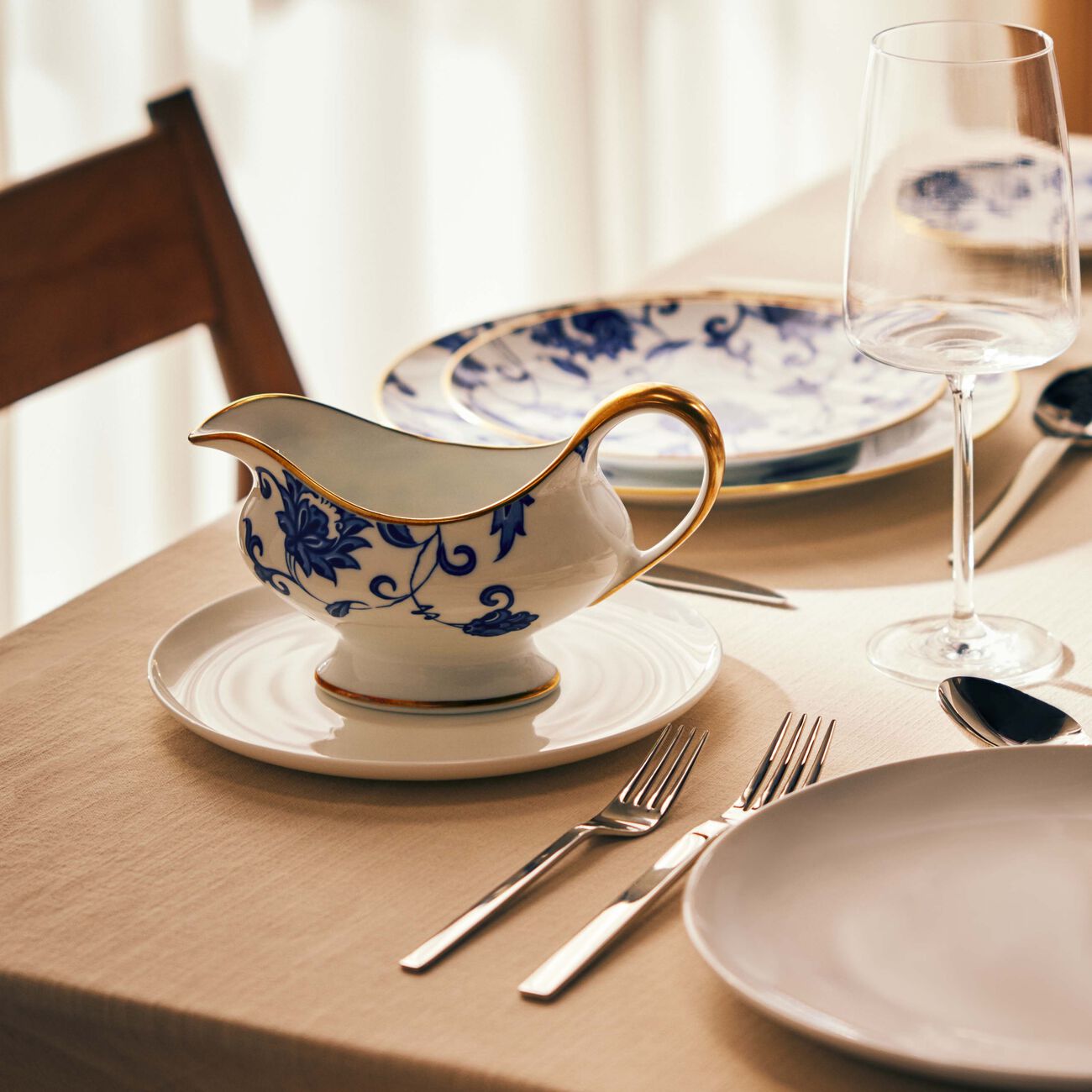 bernardaud prince bleu gravy boat blue