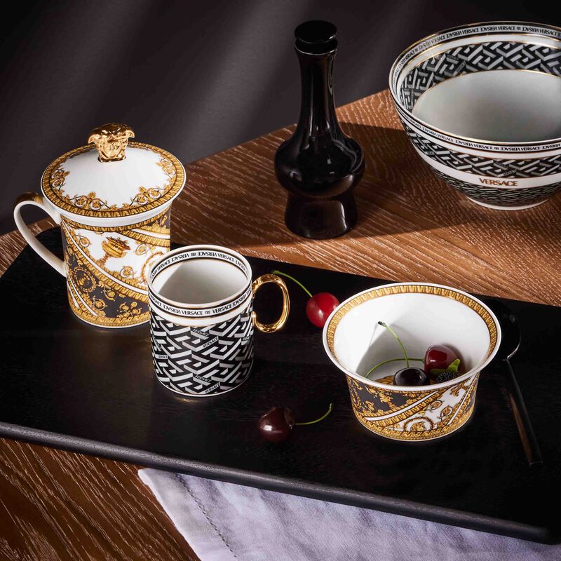 versace la greca signature coffee cup pattern