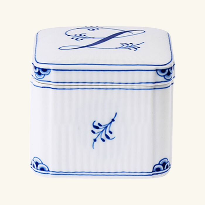 royal copenhagen alphabet collection l bonbonniere box white