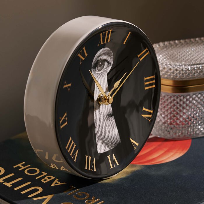 ساعة مكتب سيراتورا باللون الأسود فورناسيتي ساعة مكتب سيراتورا باللون الأسود