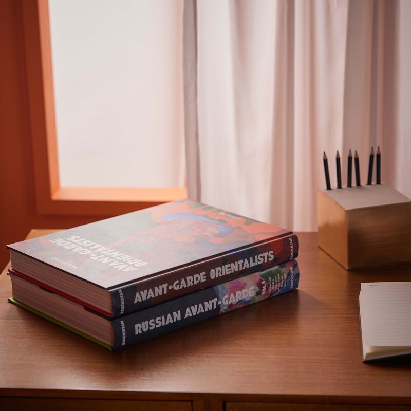 Uzbekistan Russian Avant-Garde Book 33x25cm assouline uzbekistan russian avant garde book 33x25cm