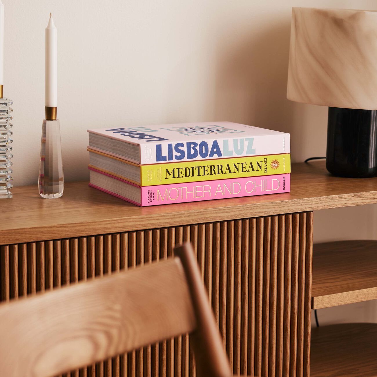 آسولين كتاب واين آند ترافل ميديتيرانيان آيلاندز   33   25 سم