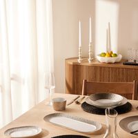 طبق الضيافة إكيوم مستطيل باللون الفضي 39 سم برناردو طبق الضيافة إكيوم مستطيل باللون الفضي 39 سم