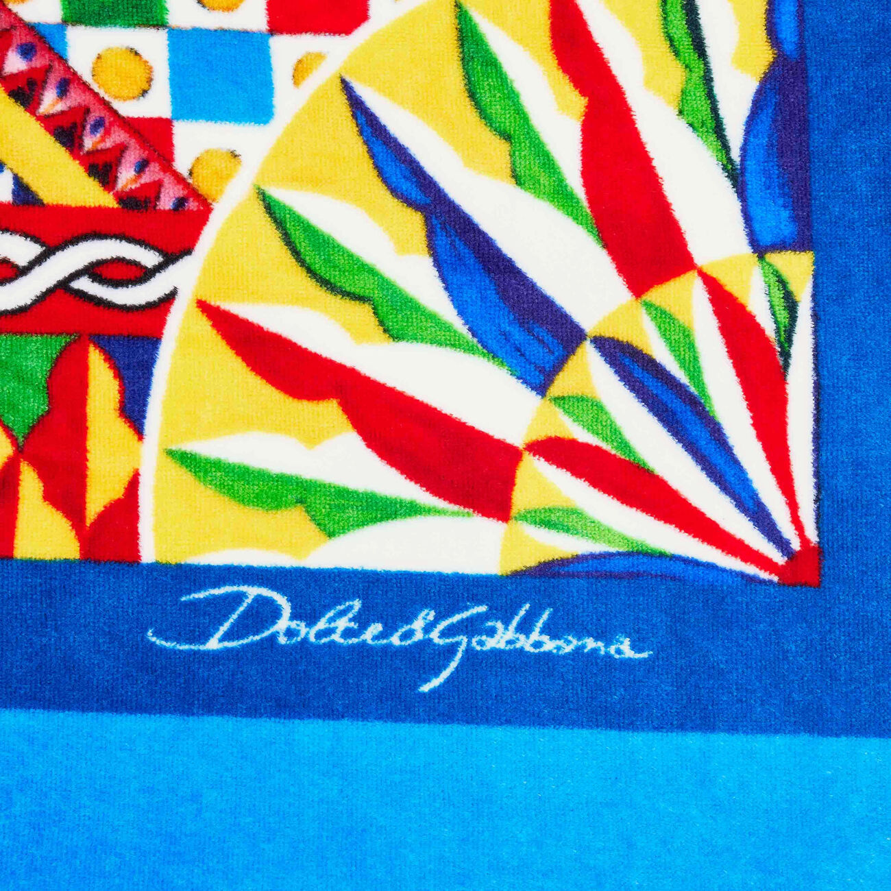 dolce gabbana casa carretto beach towel pattern