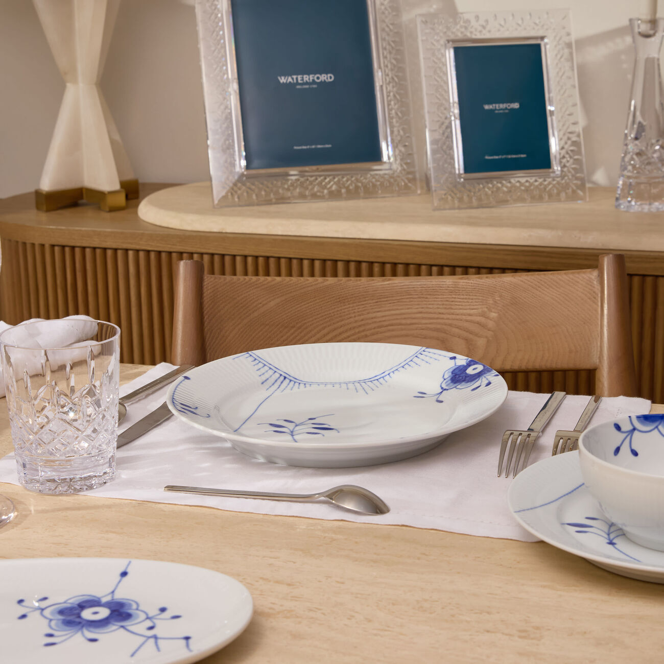 royal copenhagen blue mega 2 dinner plate round white 27cm