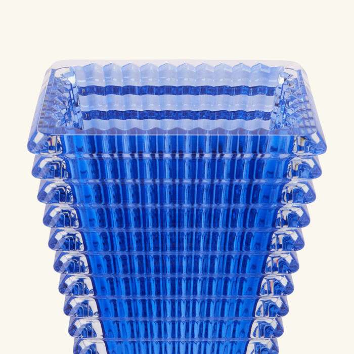 baccarat eye vase rectangular small blue