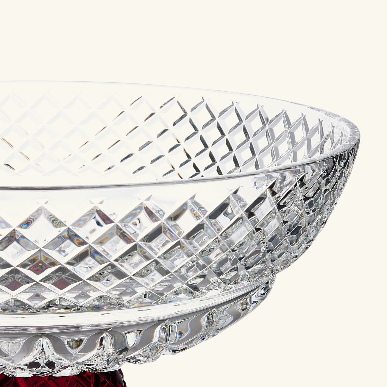 ماريو تشيوني قطعة الديكور كاترينا كبيرة الحجم حمراء