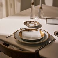 طبق السلطات فوي دور دائري باللون الذهبي 21 سم برناردو طبق السلطات فوي دور دائري باللون الذهبي 21 سم