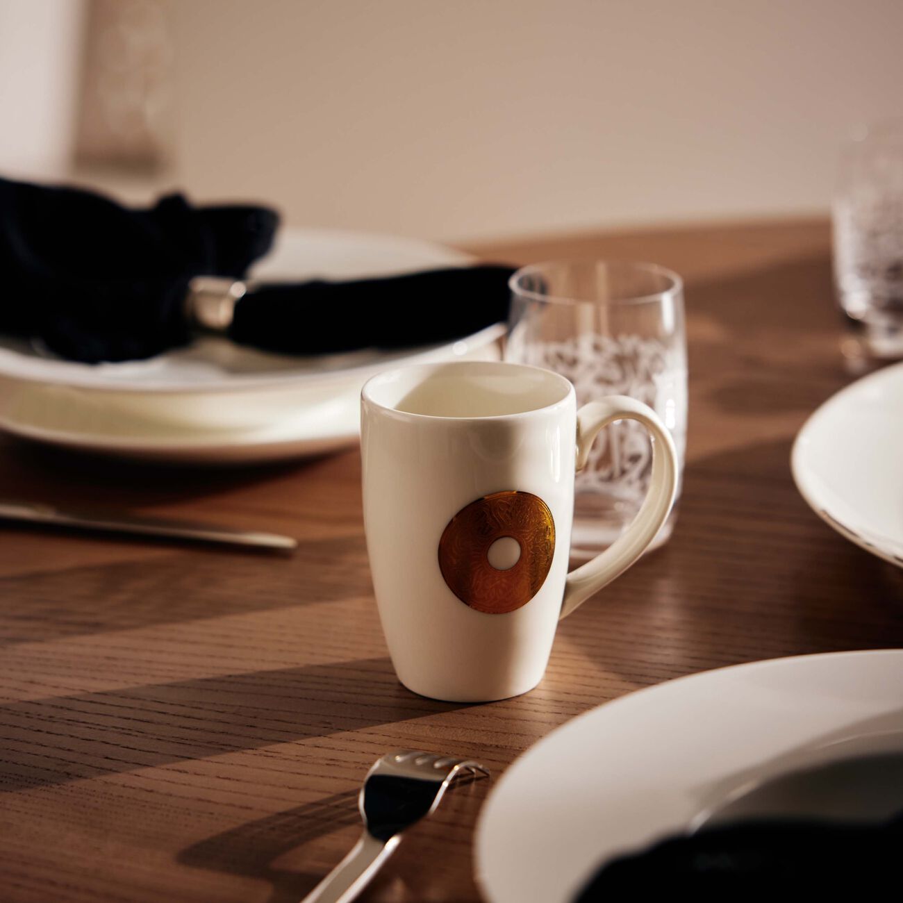 dimlaj qamar mug white