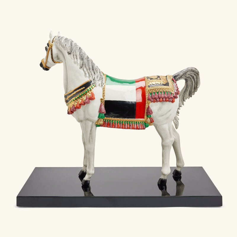 Al Rammah UAE Flag Arabic Horse Sculpture White villari al rammah uae flag arabic horse sculpture white