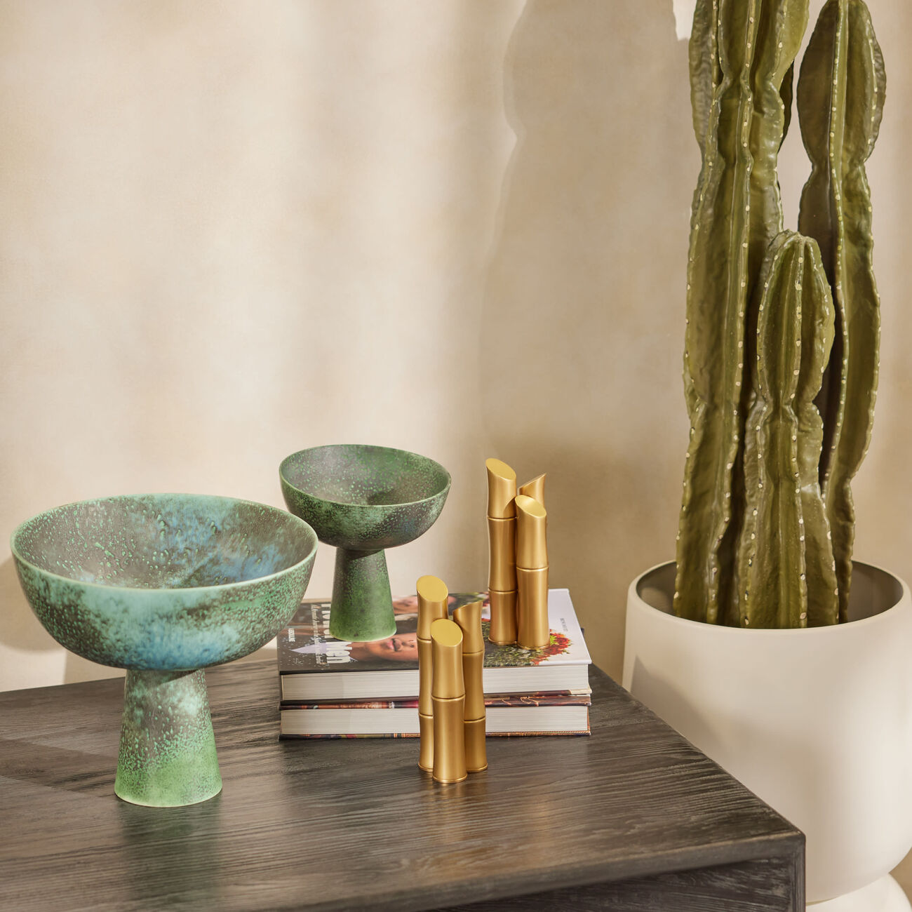 l objet terra centerpiece blue