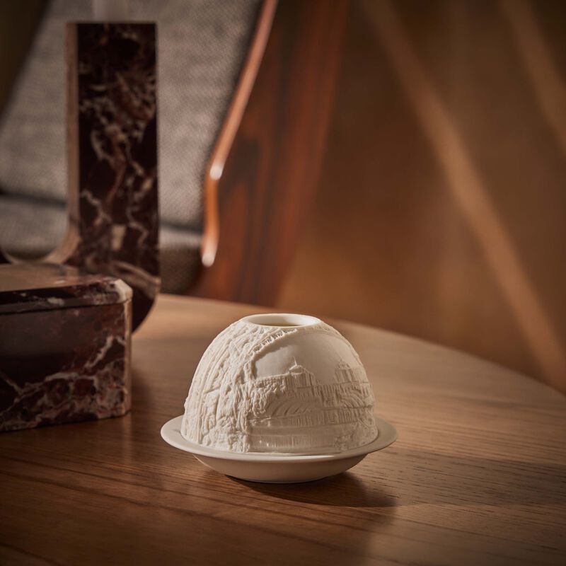 مصباح ليثوفاني إيفل تاور برناردو مصباح ليثوفاني إيفل تاور