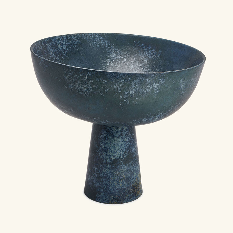 قطعة ديكور مركزية تيرا باللون الأسود لوبجيه قطعة ديكور مركزية تيرا باللون الأسود