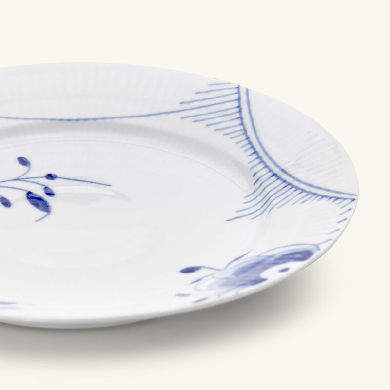 royal copenhagen blue mega 2 dinner plate round white 27cm