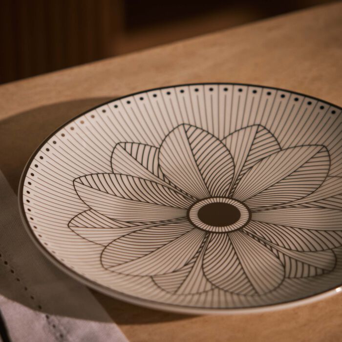 Malmaison Impériale Bread Plate Round White 16cm christofle malmaison imp riale bread plate round white 16cm