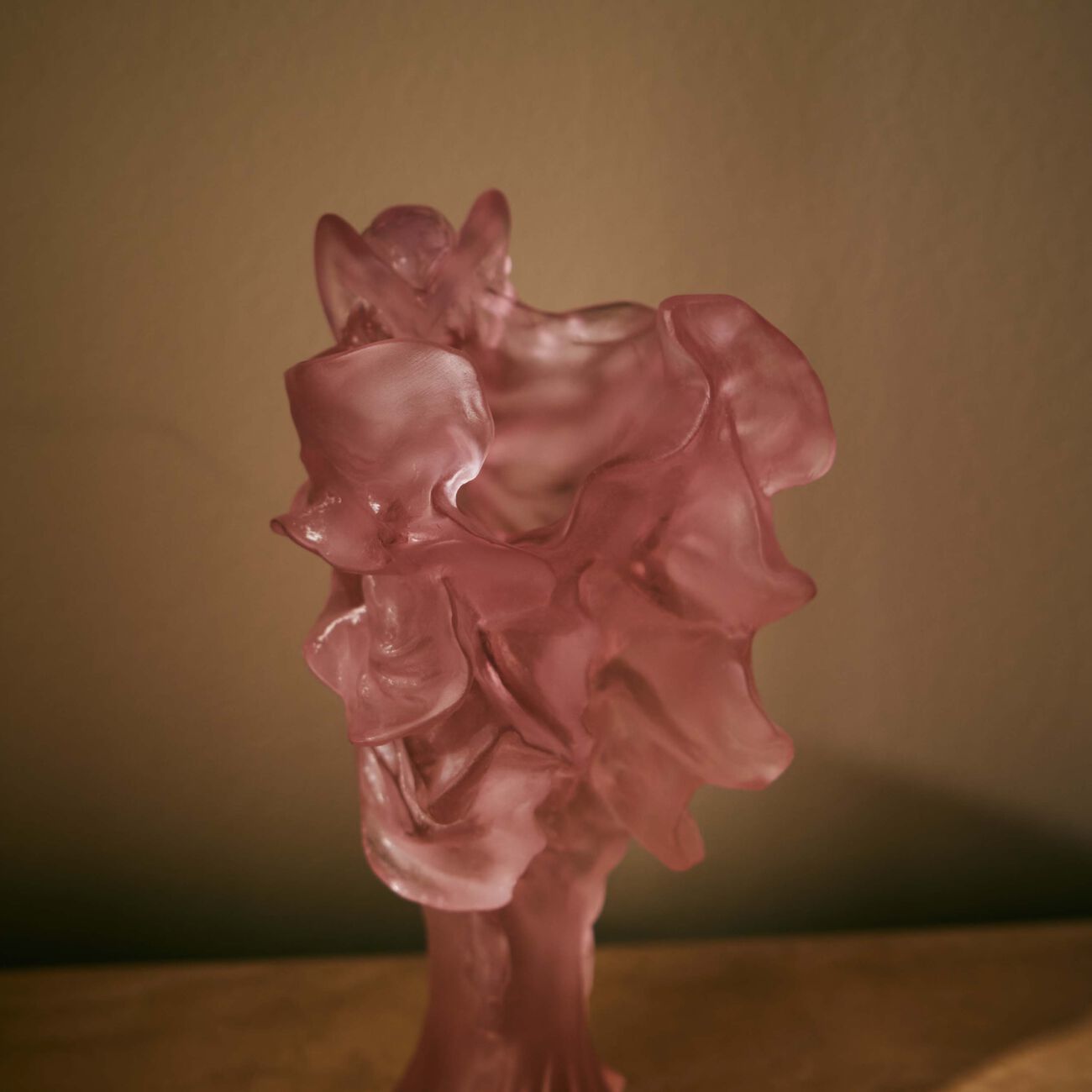 daum poetic by tamara ralph vase small pink limited edition