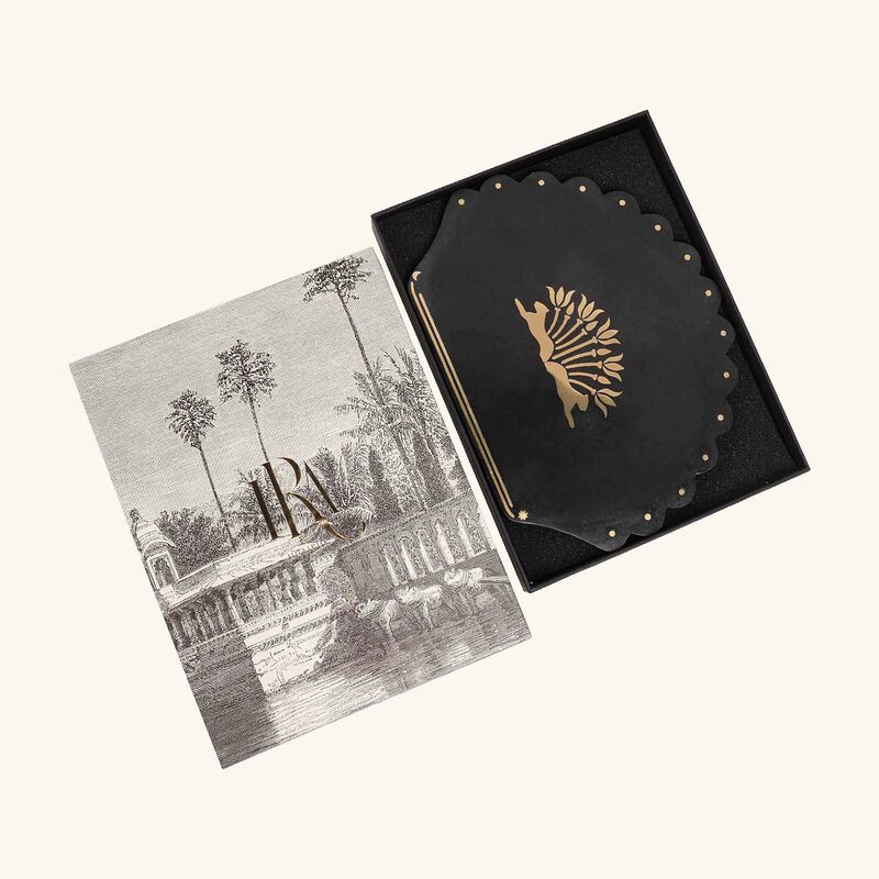 إيرا أودايبور طبق للجبنة ذو حواف صدفية أسود 24 سم