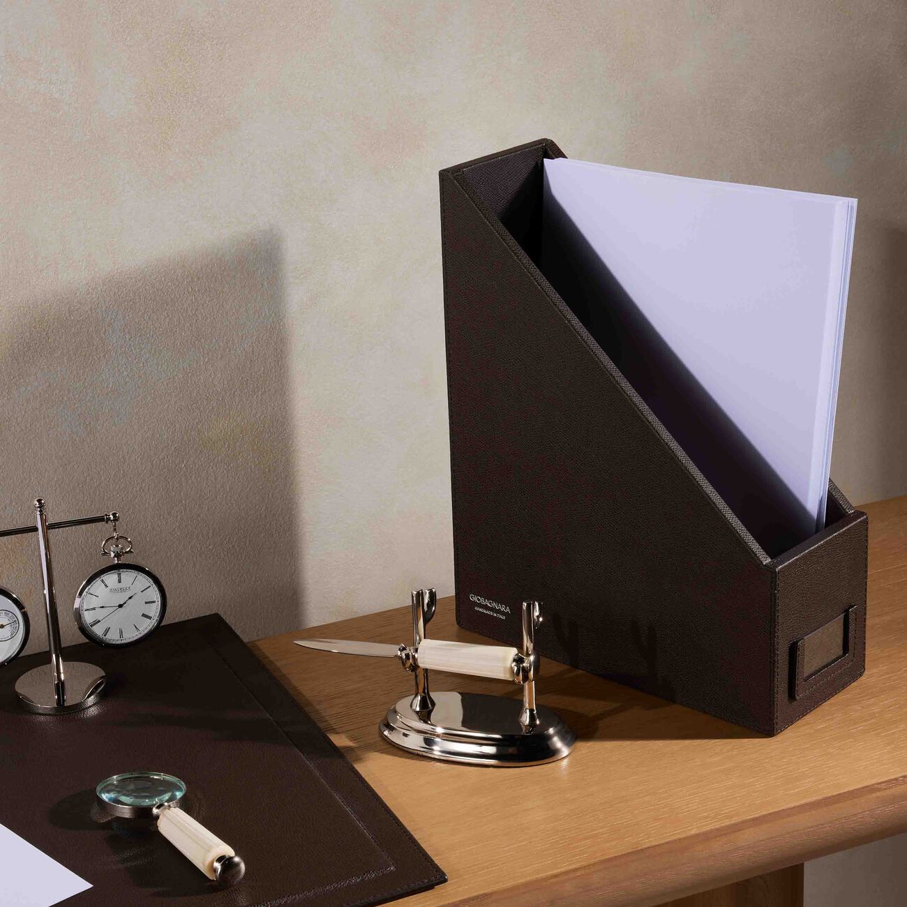 giobagnara file holder brown