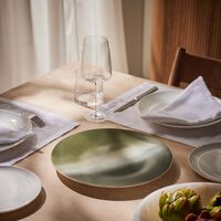 marie daage tie dye charger plate round green 30cm