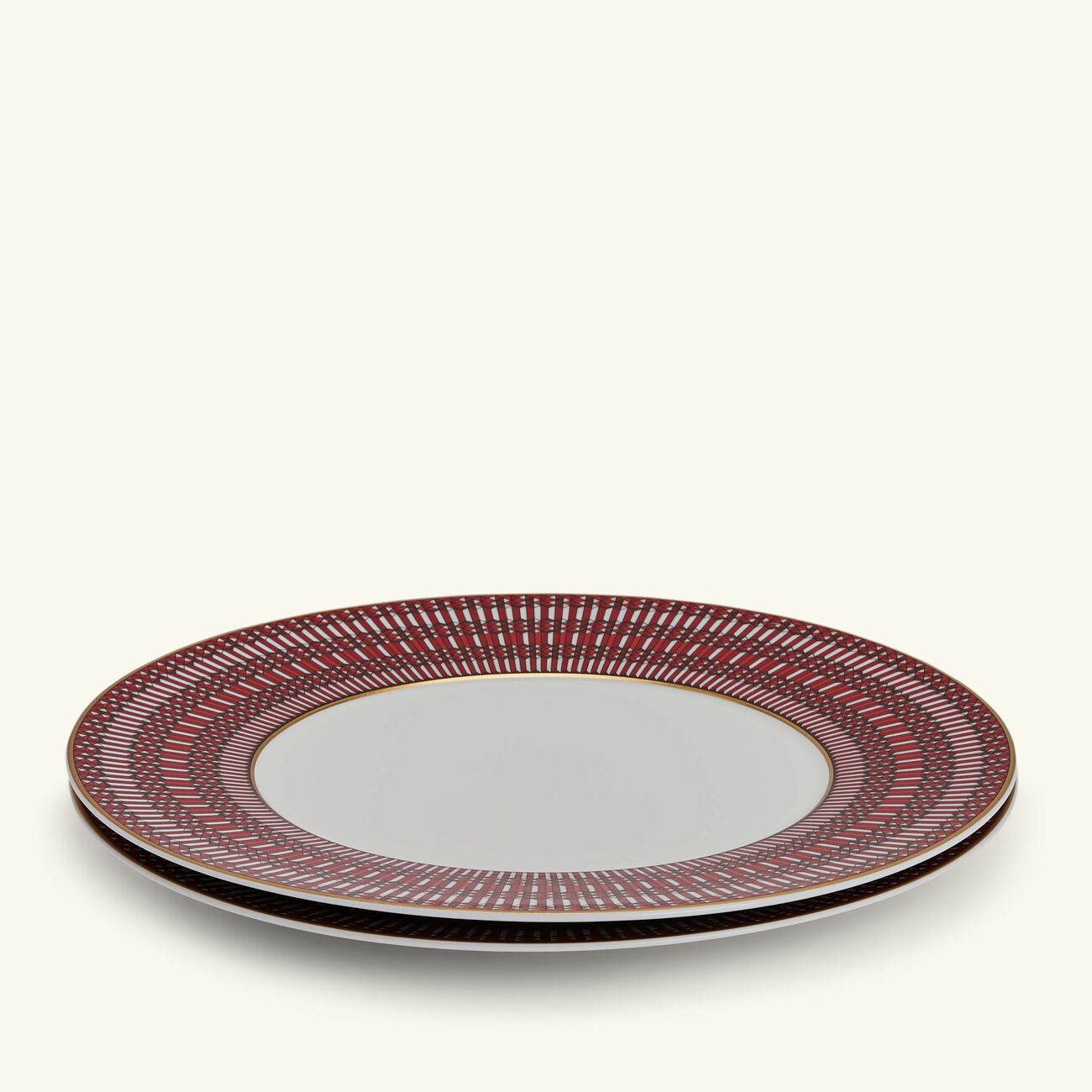 baccarat arcadia dinner plate round red 27cm set of 2