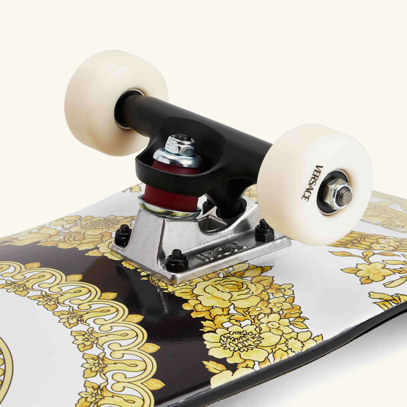versace barocco skateboard