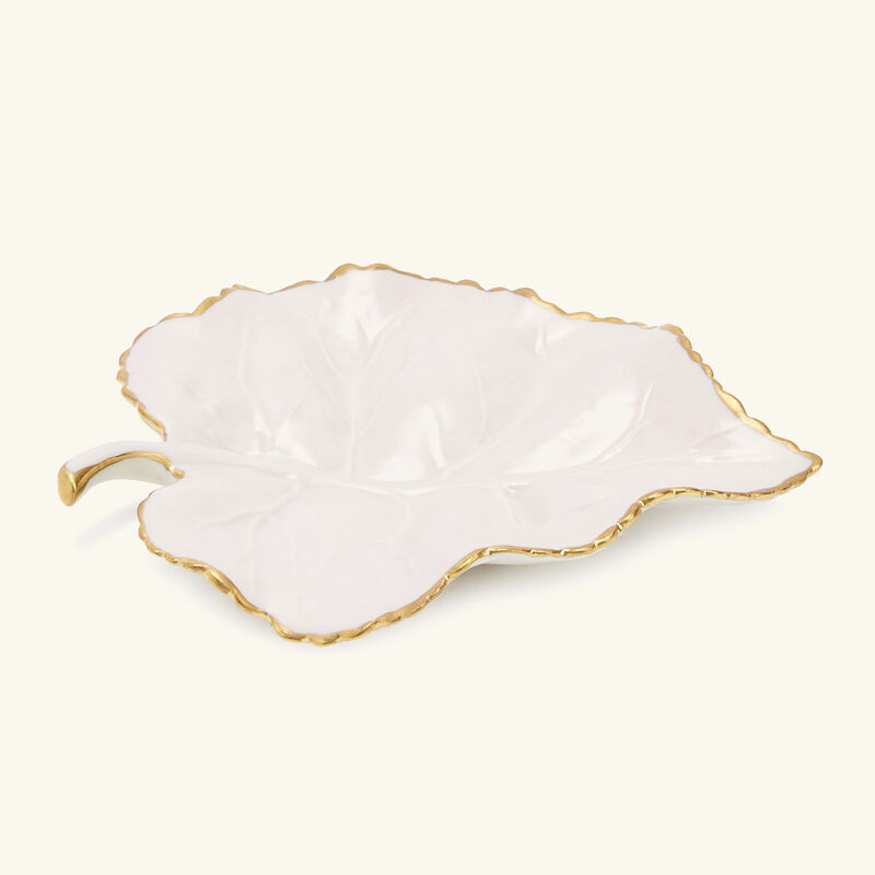 Autumn Mulberry Leaf Trinket Tray Small Pink villari autumn mulberry leaf trinket tray small pink
