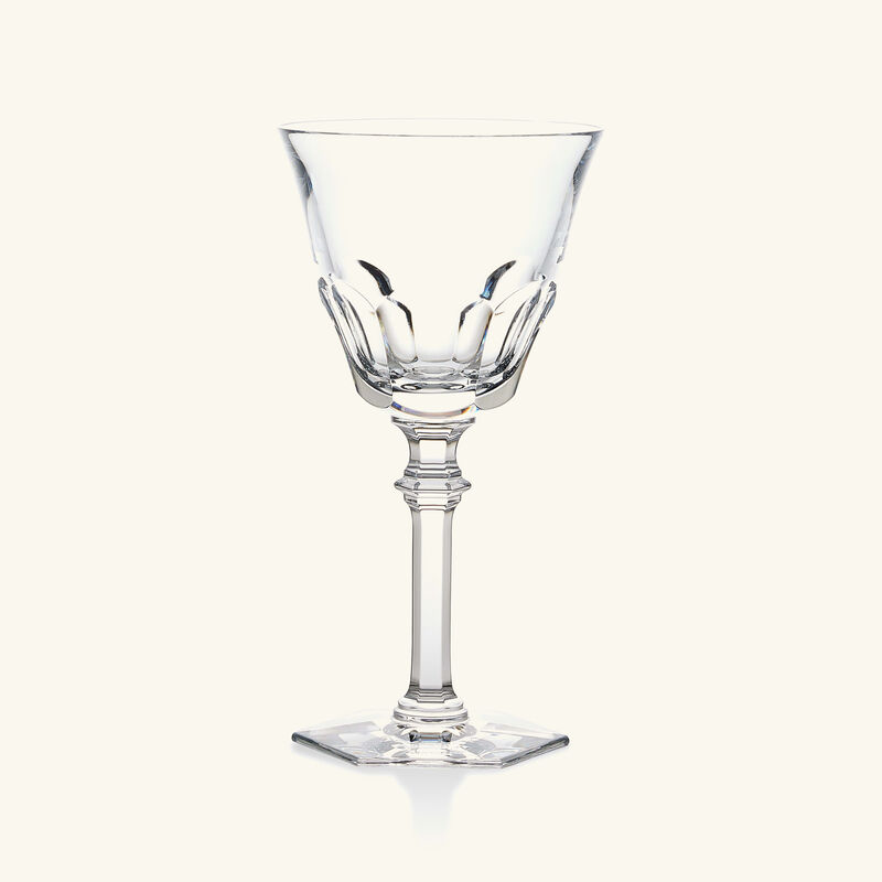 baccarat harcourt eve wine glass medium clear
