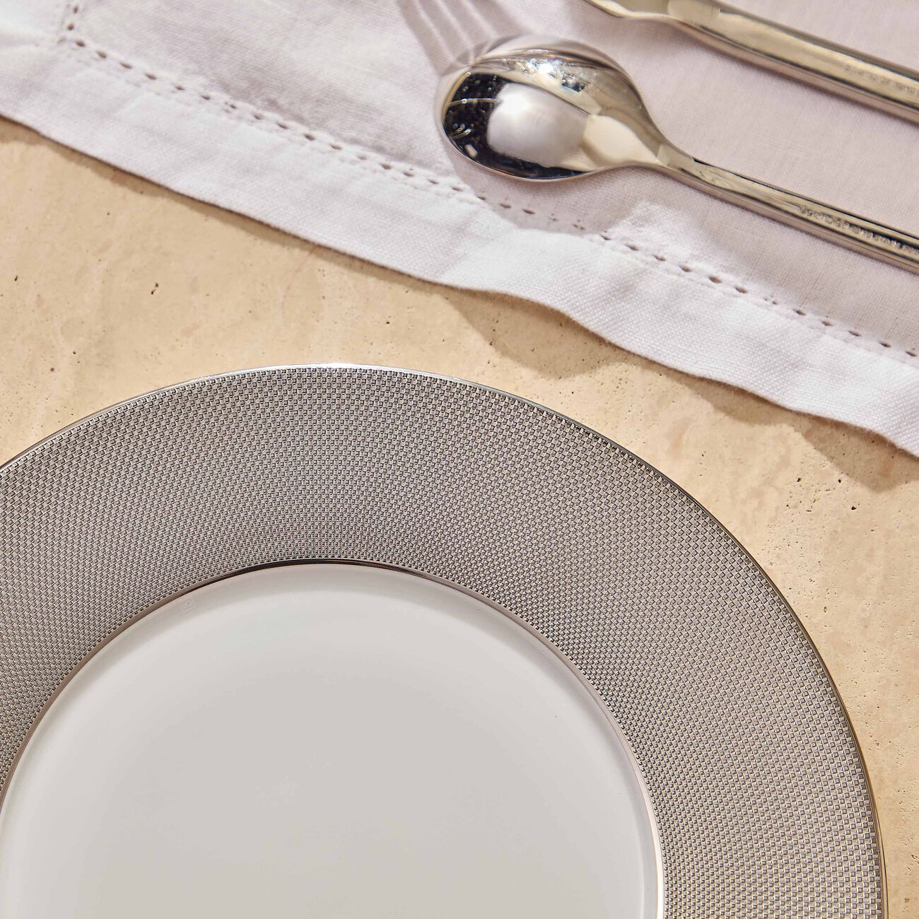 Maille Platine Rim Plate Silver 21cm bernardaud maille platine rim plate silver 21cm
